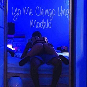 Álbum Yo Me C****o Una Modelo de Cris MJ